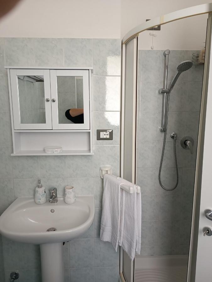 Villa Caribe Affittacamere มอนเตรอสโซ อัล มาเร ภายนอก รูปภาพ